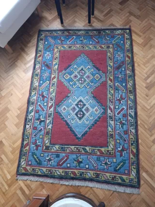 Alfombra de lana con diseño