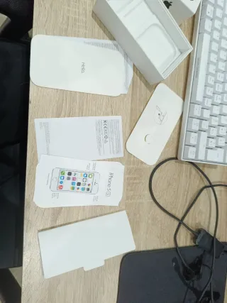 iPhone 5s Plateado LEER DESC.