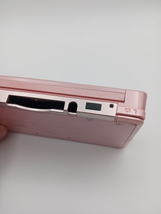 Nintendo 3DS Rosa + Caricatore + Stilo