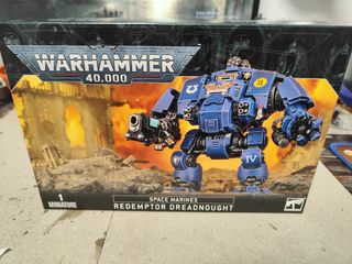 Caja Warhammer Dreadnought Redentor Primaris