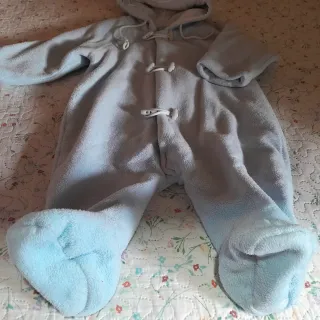 Buzo polar para bebé azul talla 9_12 cm