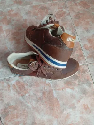 Zapatillas Mustang Marrones Hombre