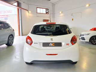 PEUGEOT 208 1.2 Active 82 cv