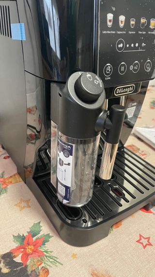 Cafetera DeLonghi Magnifica Start Latte
