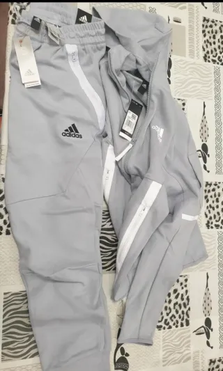 Tuta completa Adidas Designed for Gameday grigia