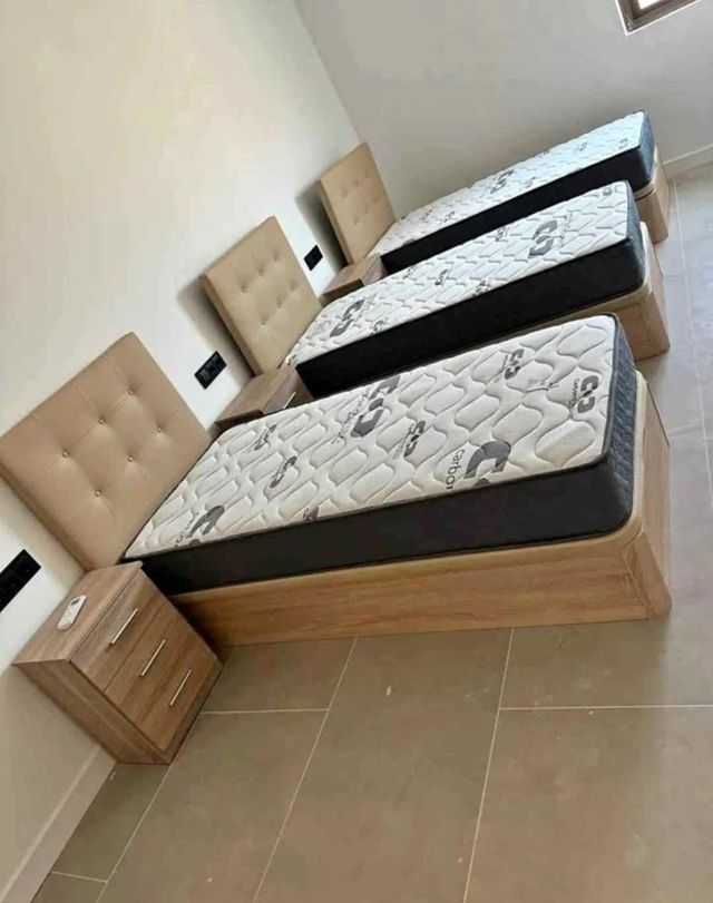 Canapé com colchão para separação de viscoelástica ou líquidos