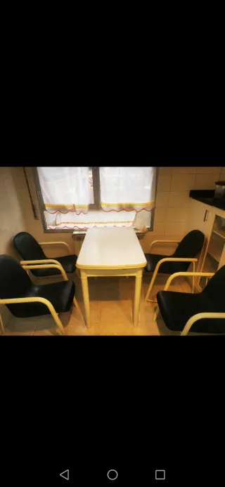 URGE VENDER:Cocina equipada con encimera de marmol