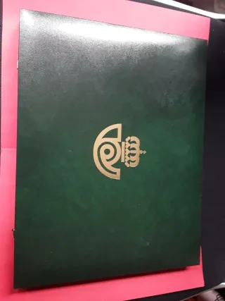 24 SELLOS PLATA BAÑADOS EN ORO. +338 GRAMOS PLATA