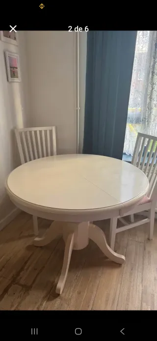 Mesa redonda de madera