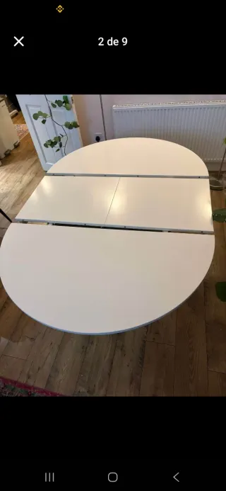 Mesa redonda de madera