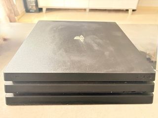 PREZZO RIDOTTO, PS4 Pro 1TB Nero a 130 €
