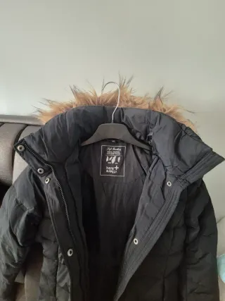 Chaqueta acolchada niña con capucha