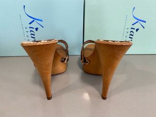 Zuecos Kiara Shoes Madera/Leopardo Talla 37