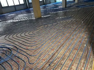 Ofrezco servicios de fontanería, pintura y pequeña