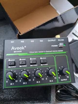 Aveek MIX400 Mini Mixer Audio 4 Canali