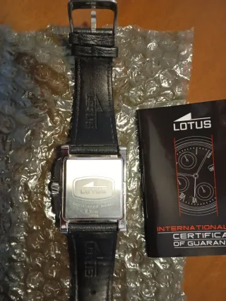 Reloj Lotus Mujer Caja y Correa Negra