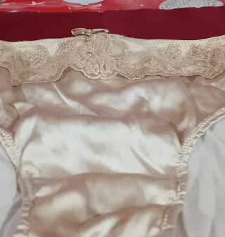 Culotte seta, pizzo e svarokini,colore champagne,