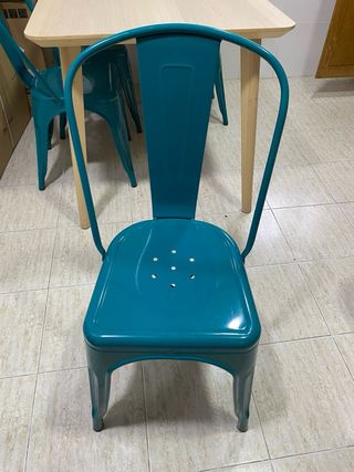 Mesa Ikea LISABO Madera 140x78 4 4 sillas de metal