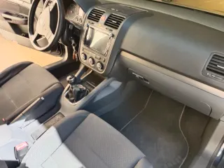 Volkswagen Golf 2005