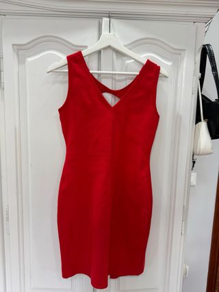 Vestido rojo escotado
