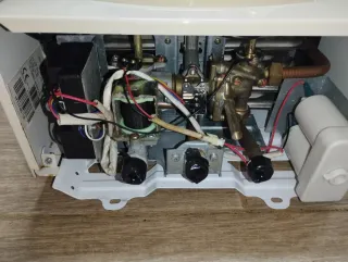 Calentador Cointra Butano 10L