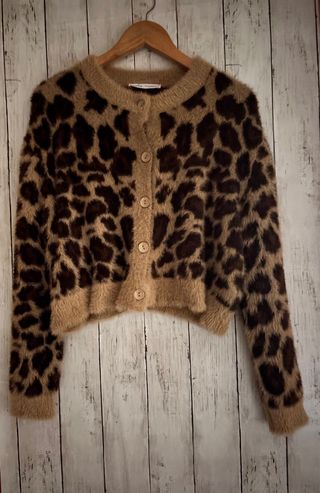 Cárdigan animal print beige y marrón
