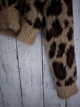 Cárdigan animal print beige y marrón