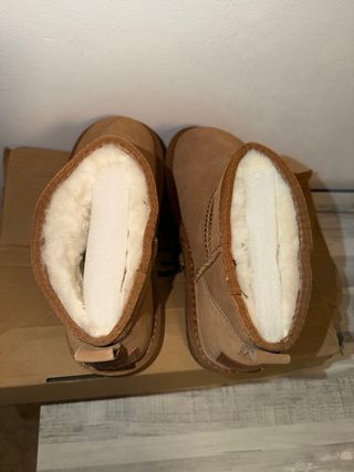 UGG Classic Ultra Mini Botas Marrones