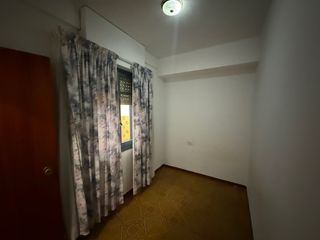 PARTICULAR. venta CASA 182m2