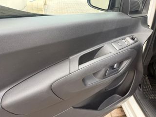 Peugeot Partner 2022