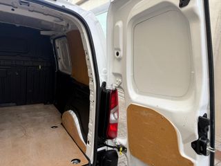 Peugeot Partner 2022