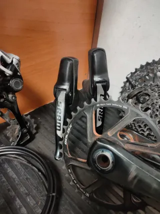 Grupo SRAM Rival Gravel Monoplato