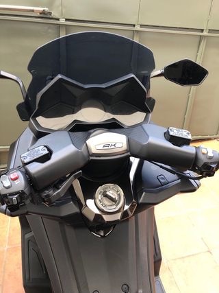Scooter Kymco Ak 550. Matrículada en 2019