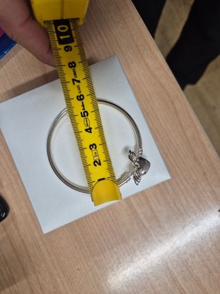 Pulsera rígida Pandora
