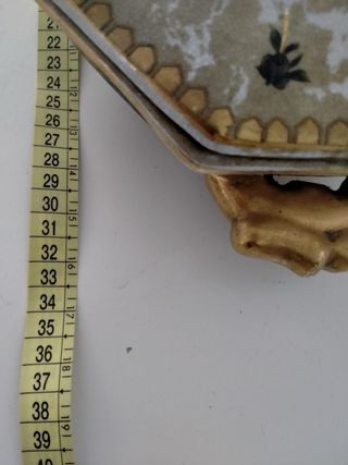 Sopera antigua porcelana y metal