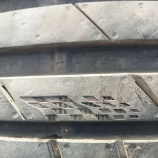 2 Kumho 225/45 R17 94V Neumáticos