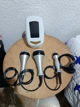 Equipo de cavitacion y radiofrecuencia