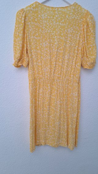 Vestido amarillo floral botones manga corta