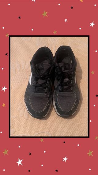 Zapatillas Adidas Negras y Grises