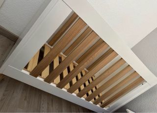 Cuna Ikid blanca y madera