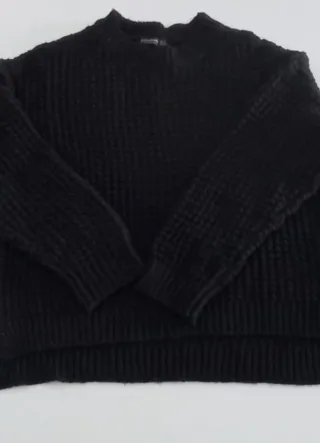 Jersey negro oversize Stradivarius T.S