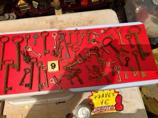 Set di chiavi antiche