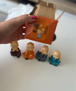 Figuras Monjes Budistas Set 4 Piezas