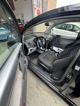 Volkswagen Beetle 2004