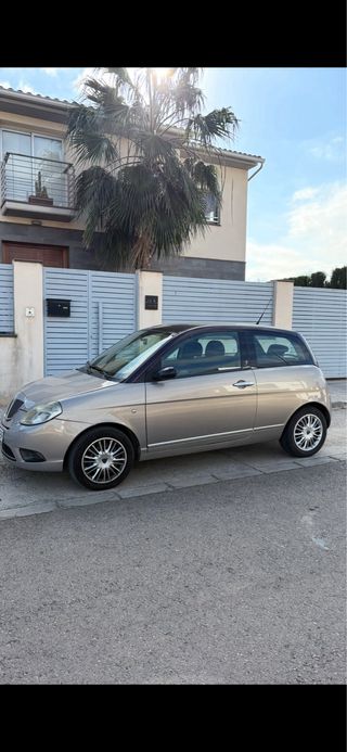 Lancia Ypsilon 2008