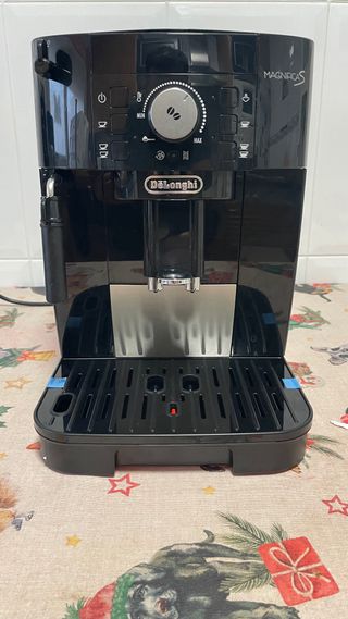 Cafetera Delonghi Magnifica S Automática