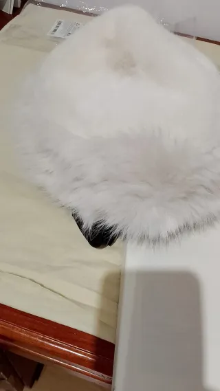 Sombrero invernale bianco da donna