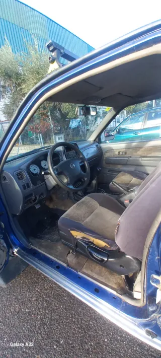 Nissan Navara 2001