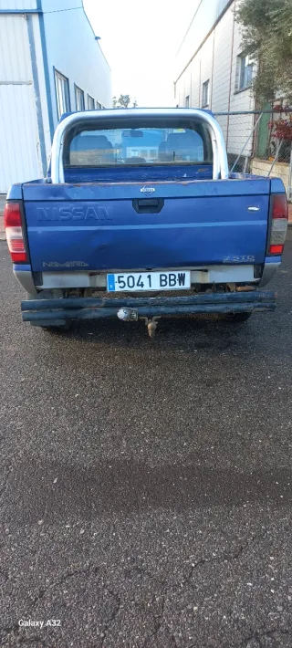 Nissan Navara 2001