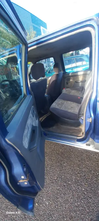 Nissan Navara 2001